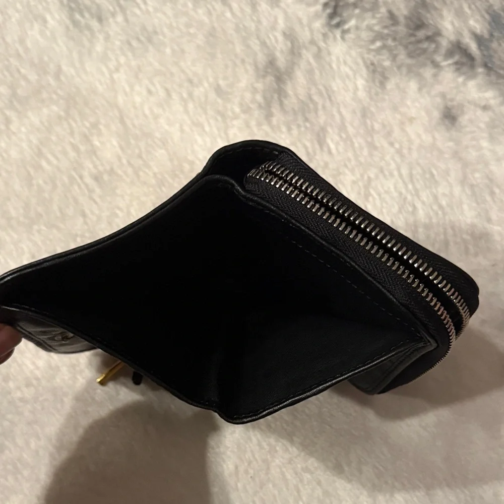 Chloe Paddington Zip Around Wallet - Picture 4 of 5